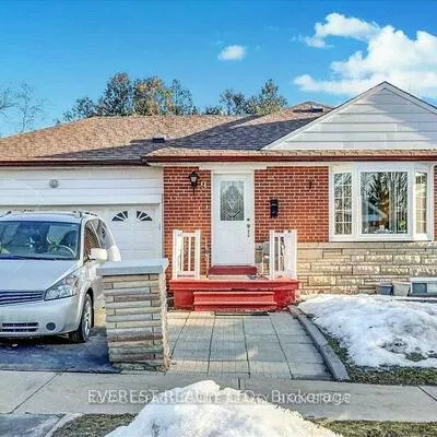 9, Benlight, Woburn, Toronto