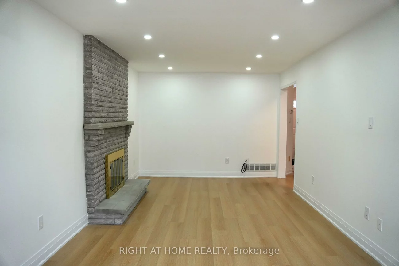 3700, Ellesmere, Highland Creek, Toronto