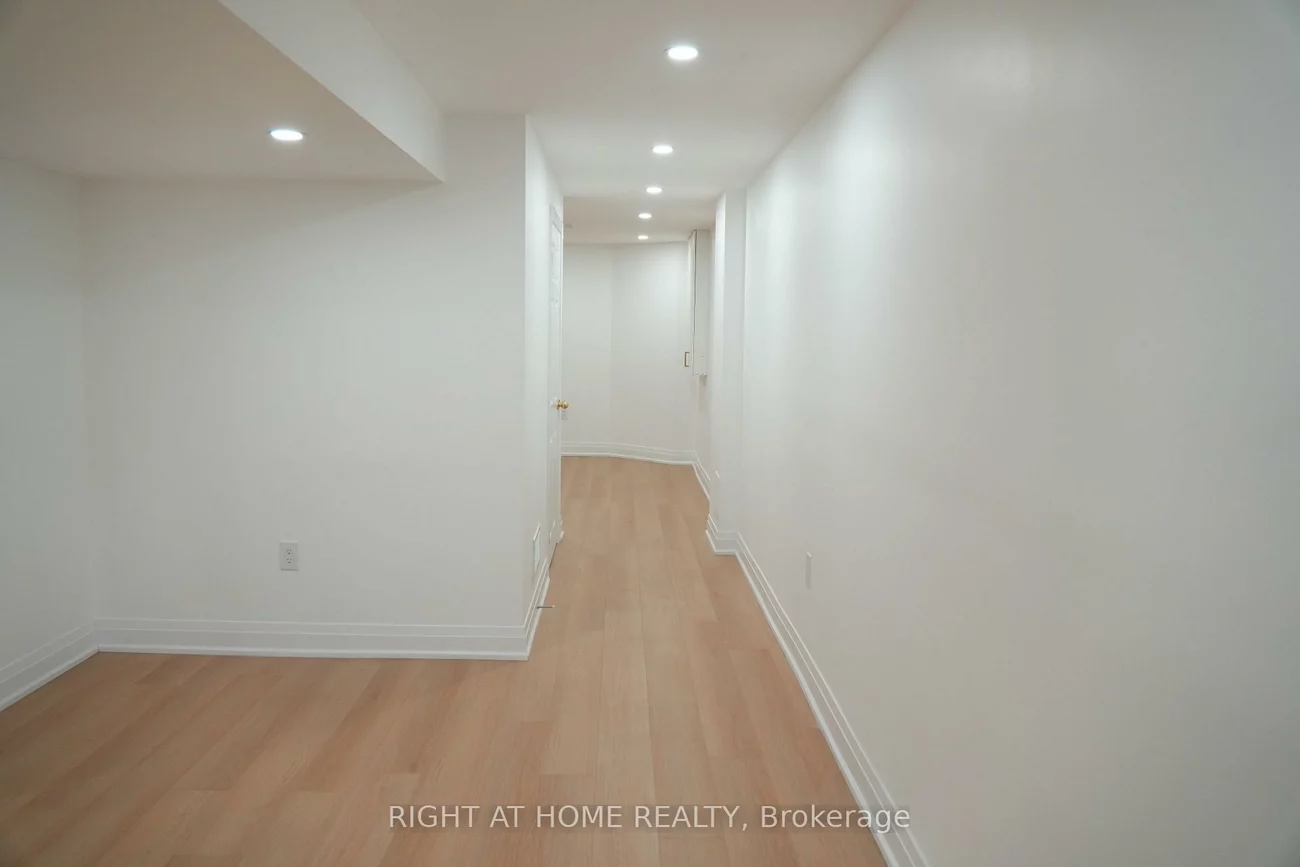 3700, Ellesmere, Highland Creek, Toronto