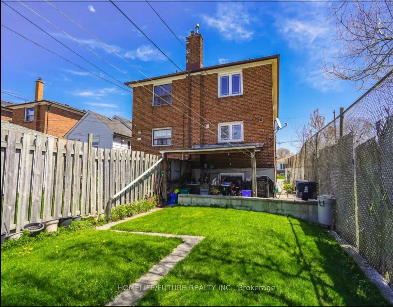 62, North Edgely, Clairlea-Birchmount, Toronto