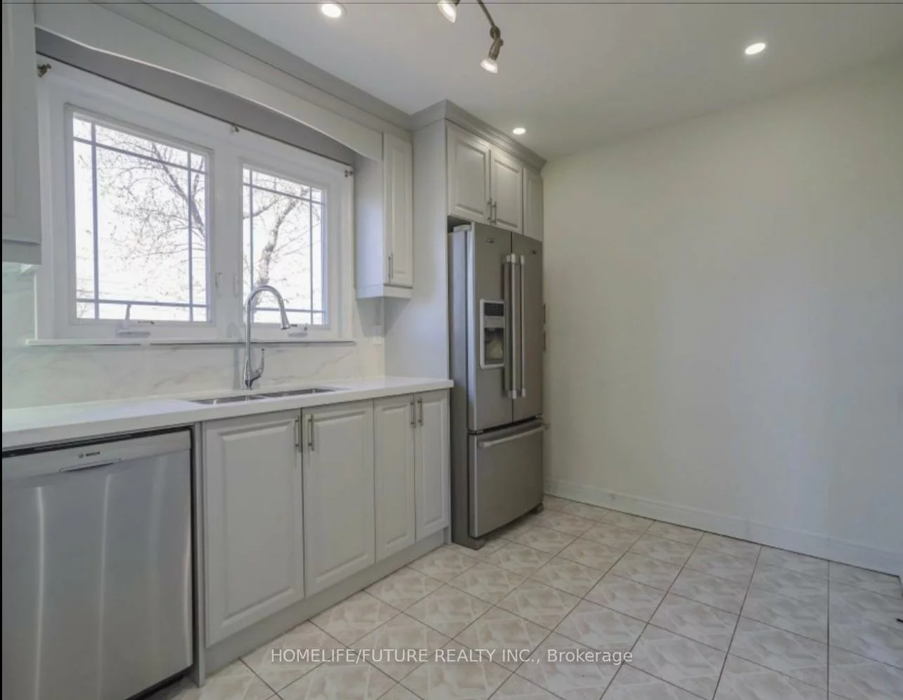 62, North Edgely, Clairlea-Birchmount, Toronto