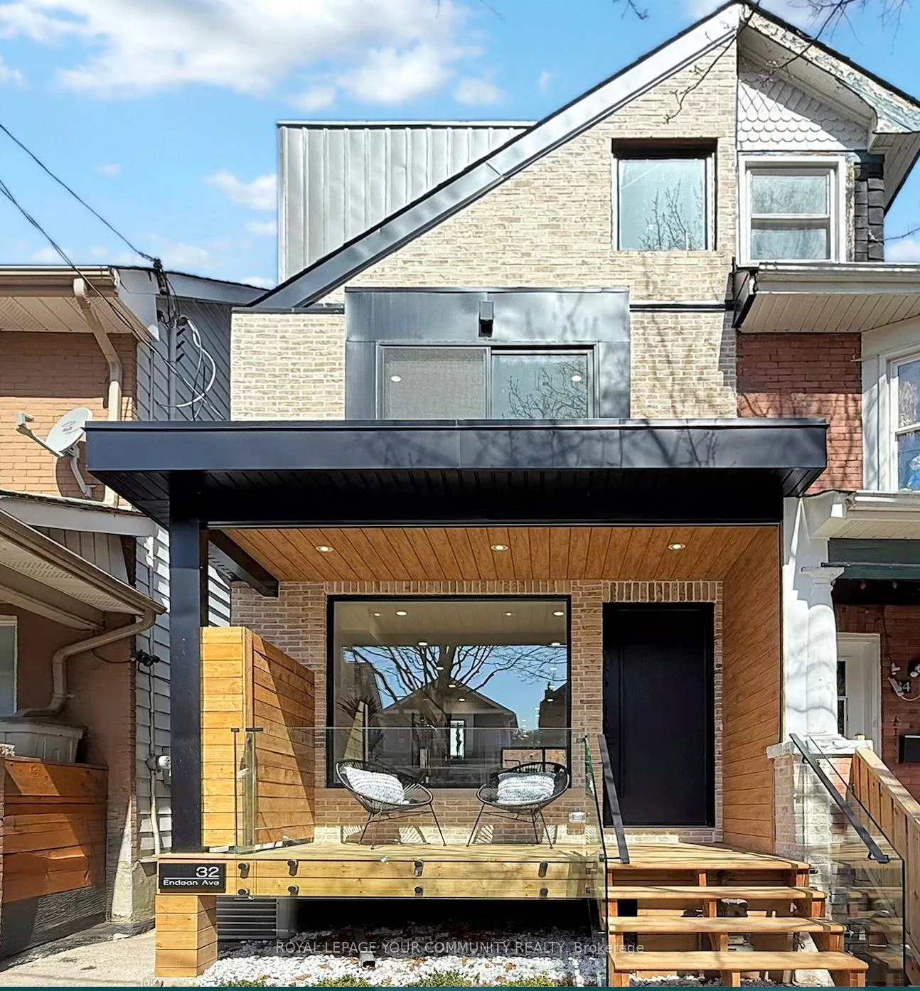 32, Endean, South Riverdale, Toronto