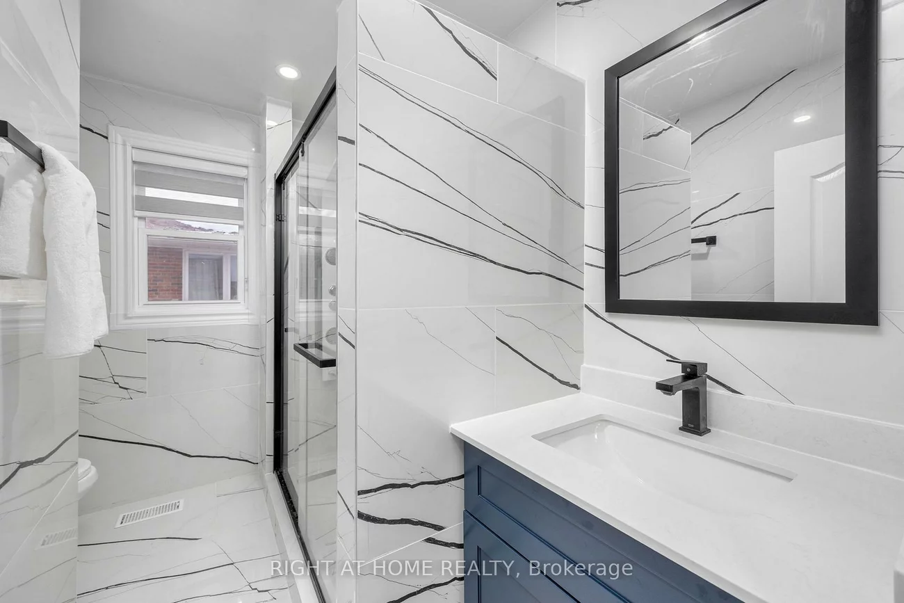 53, Gaiety, Woburn, Toronto