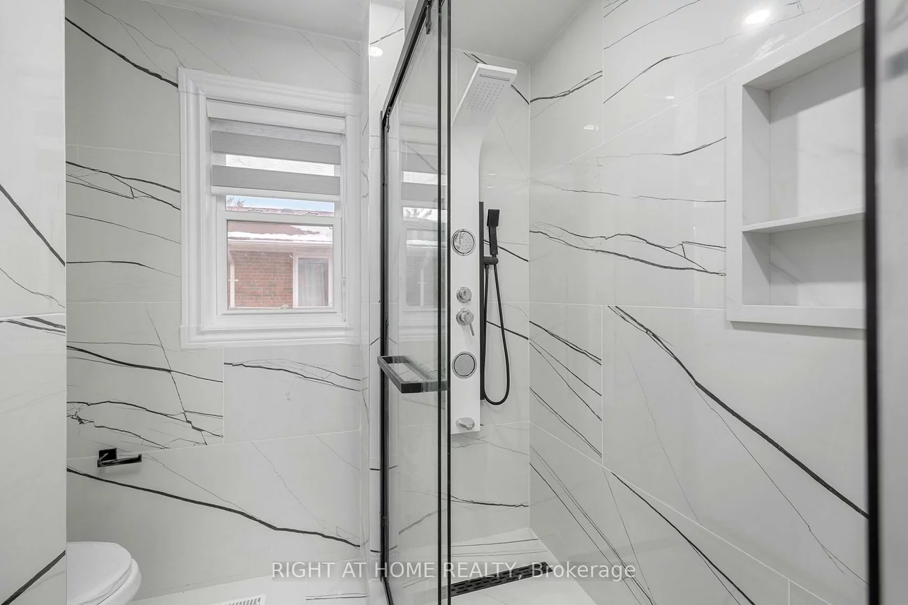 53, Gaiety, Woburn, Toronto