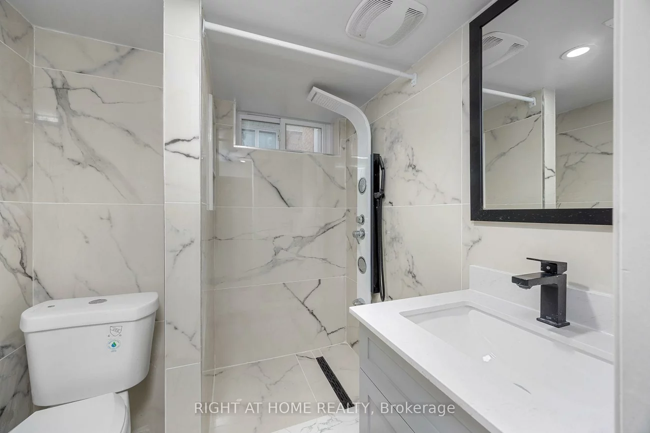 53, Gaiety, Woburn, Toronto