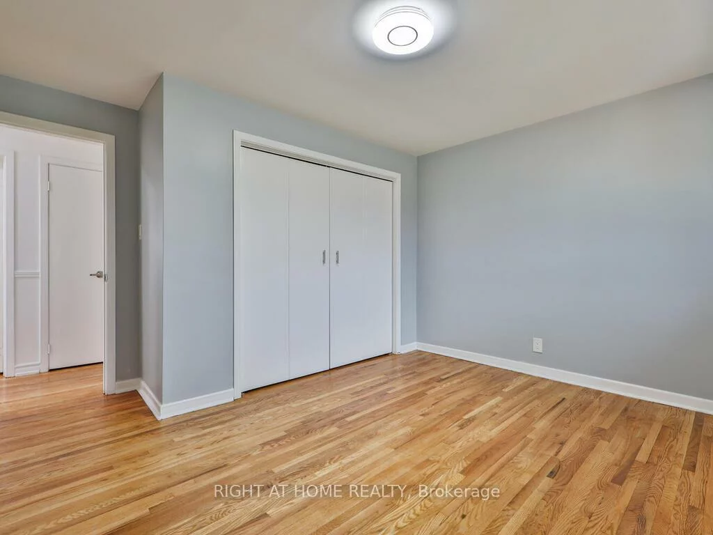 9, Allister, Cliffcrest, Toronto