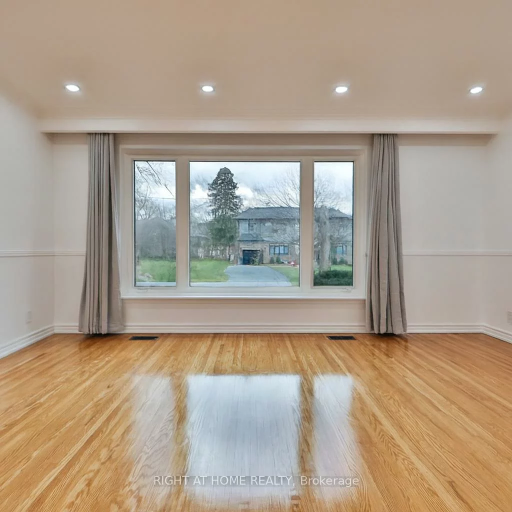 9, Allister, Cliffcrest, Toronto