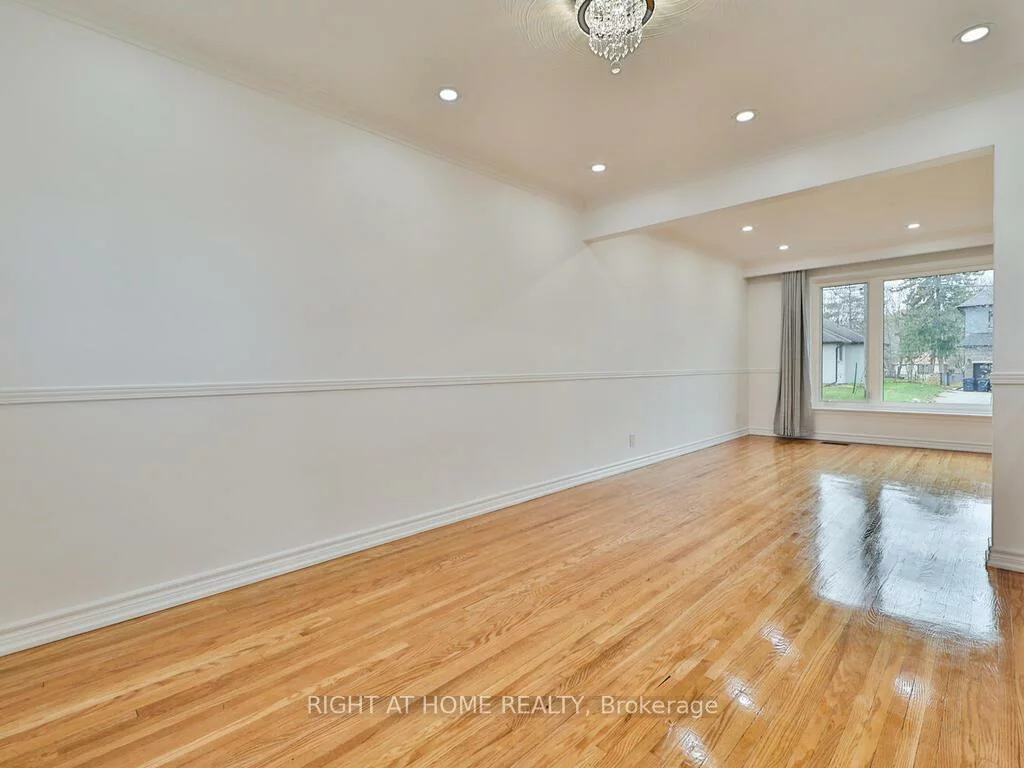 9, Allister, Cliffcrest, Toronto