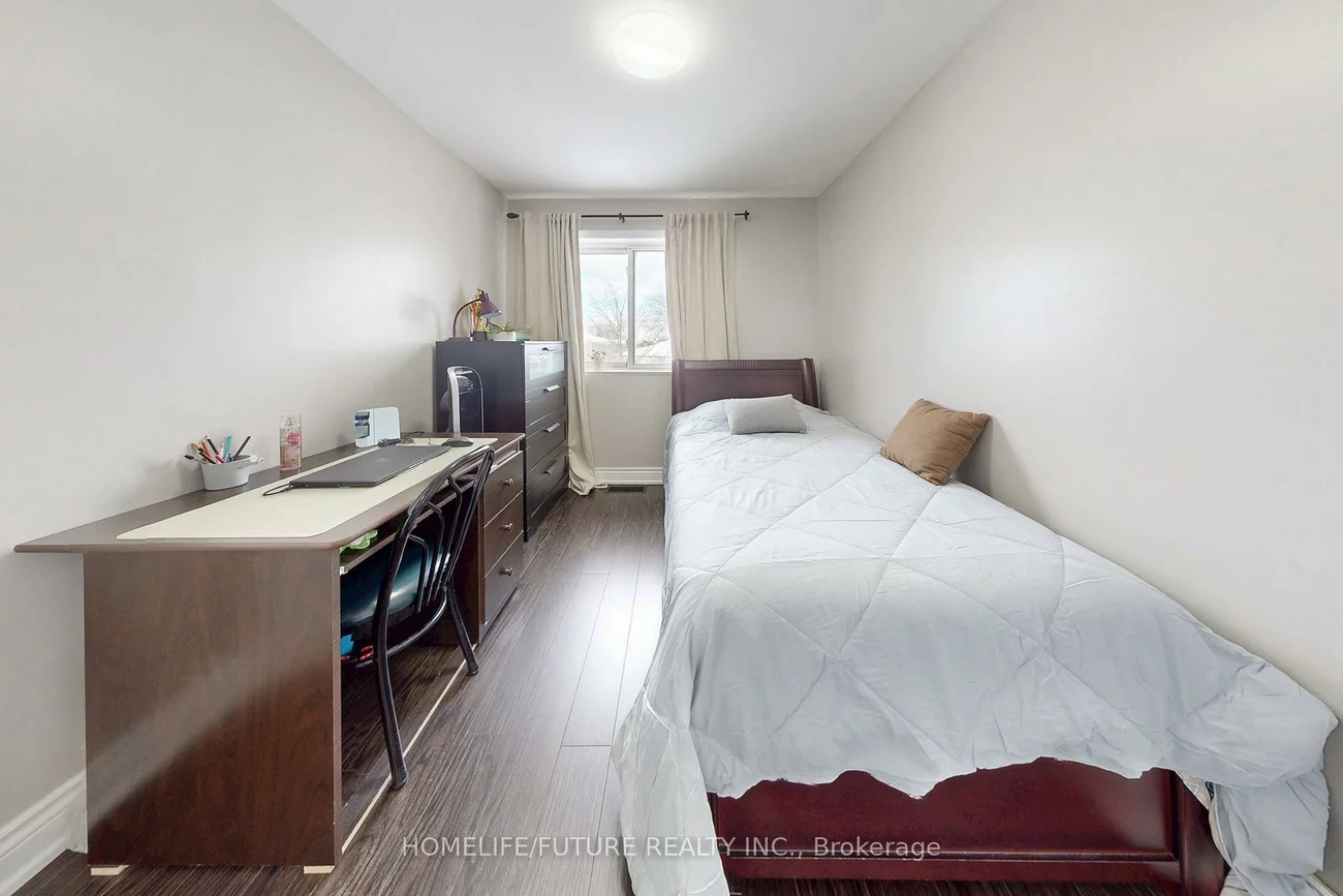 17, Medway, Bendale, Toronto