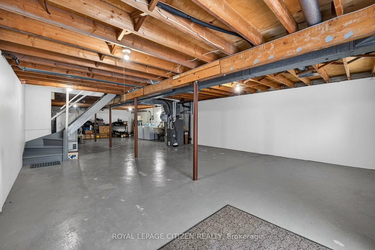 54, Camberley, Malvern, Toronto