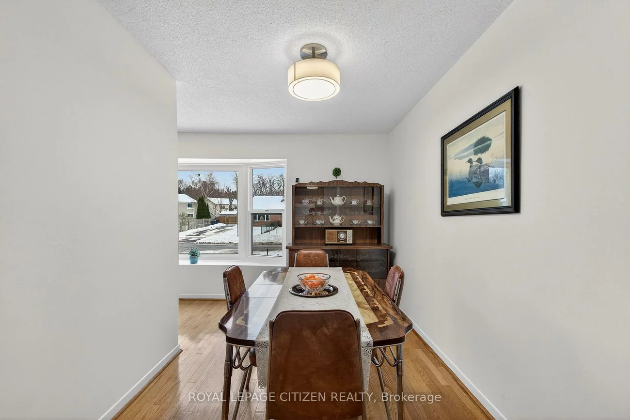 54, Camberley, Malvern, Toronto