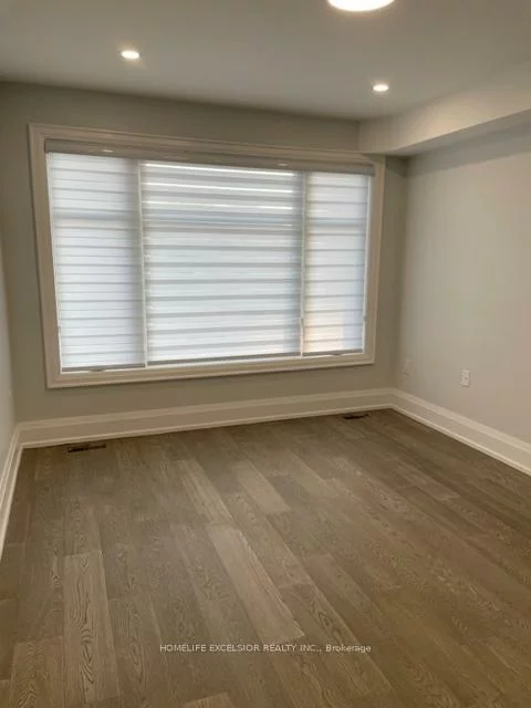 57, Phillip, Birchcliffe-Cliffside, Toronto