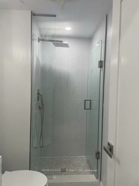 57, Phillip, Birchcliffe-Cliffside, Toronto