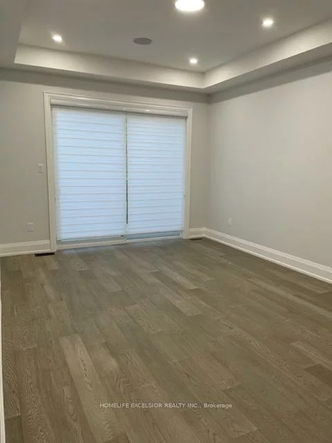 57, Phillip, Birchcliffe-Cliffside, Toronto