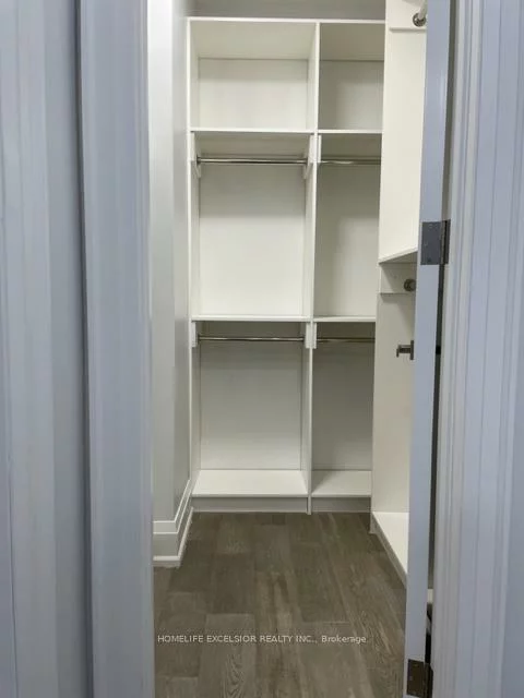 57, Phillip, Birchcliffe-Cliffside, Toronto