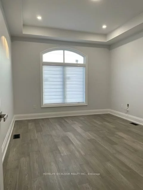 57, Phillip, Birchcliffe-Cliffside, Toronto