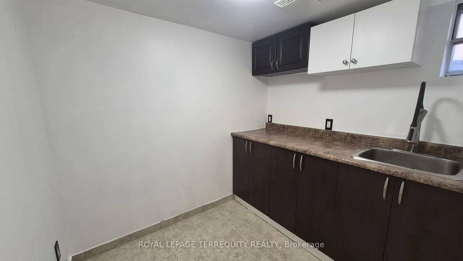 45, Forbes, Dorset Park, Toronto