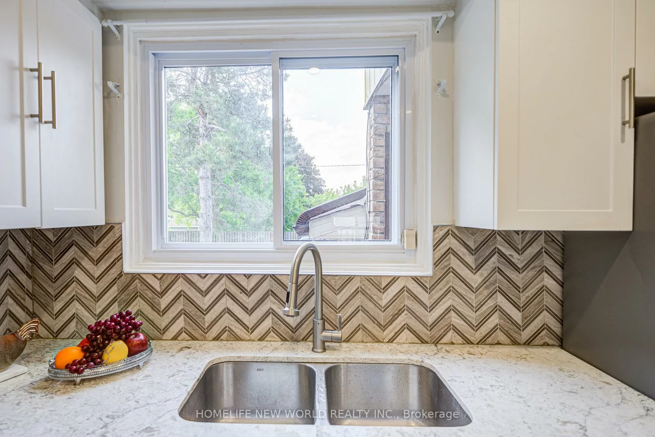 29, Puma, L'Amoreaux, Toronto