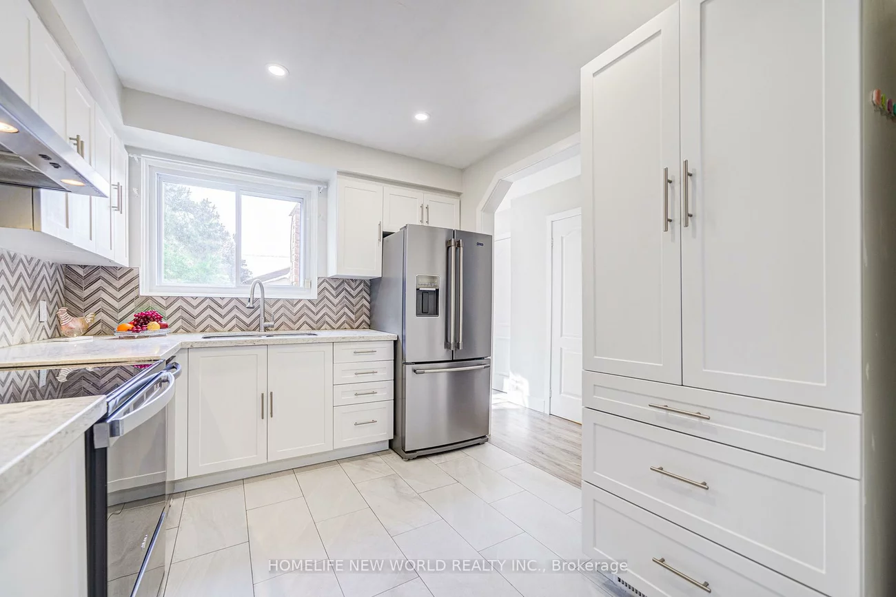 29, Puma, L'Amoreaux, Toronto