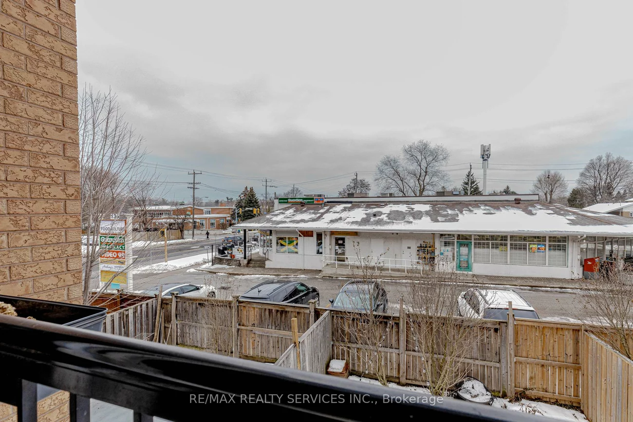 47, Curran Hall, Morningside, Toronto