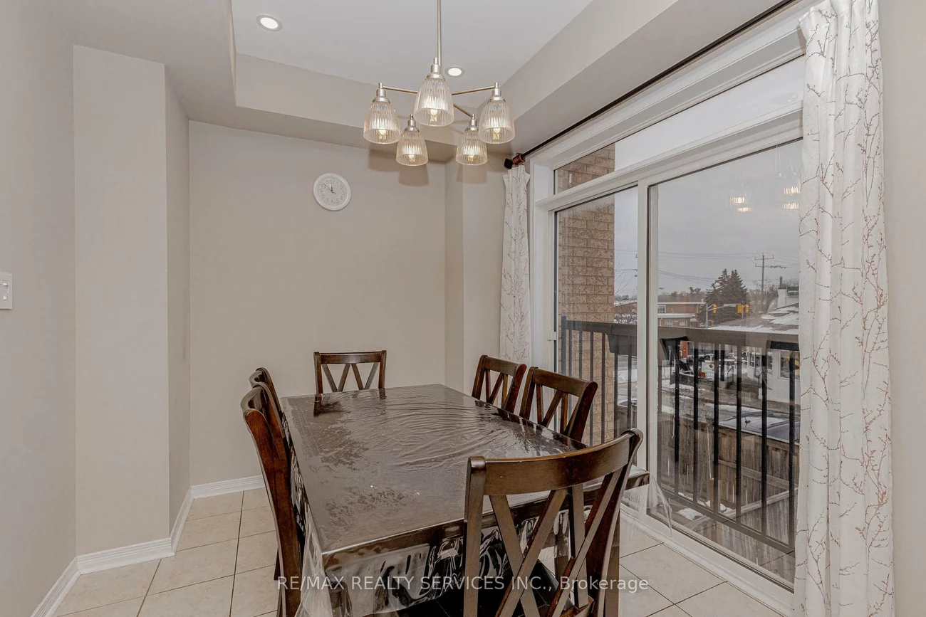 47, Curran Hall, Morningside, Toronto