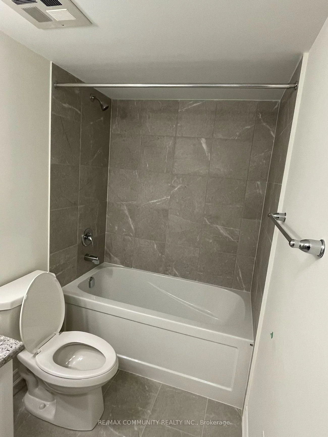 6, Barlow, Woburn, Toronto