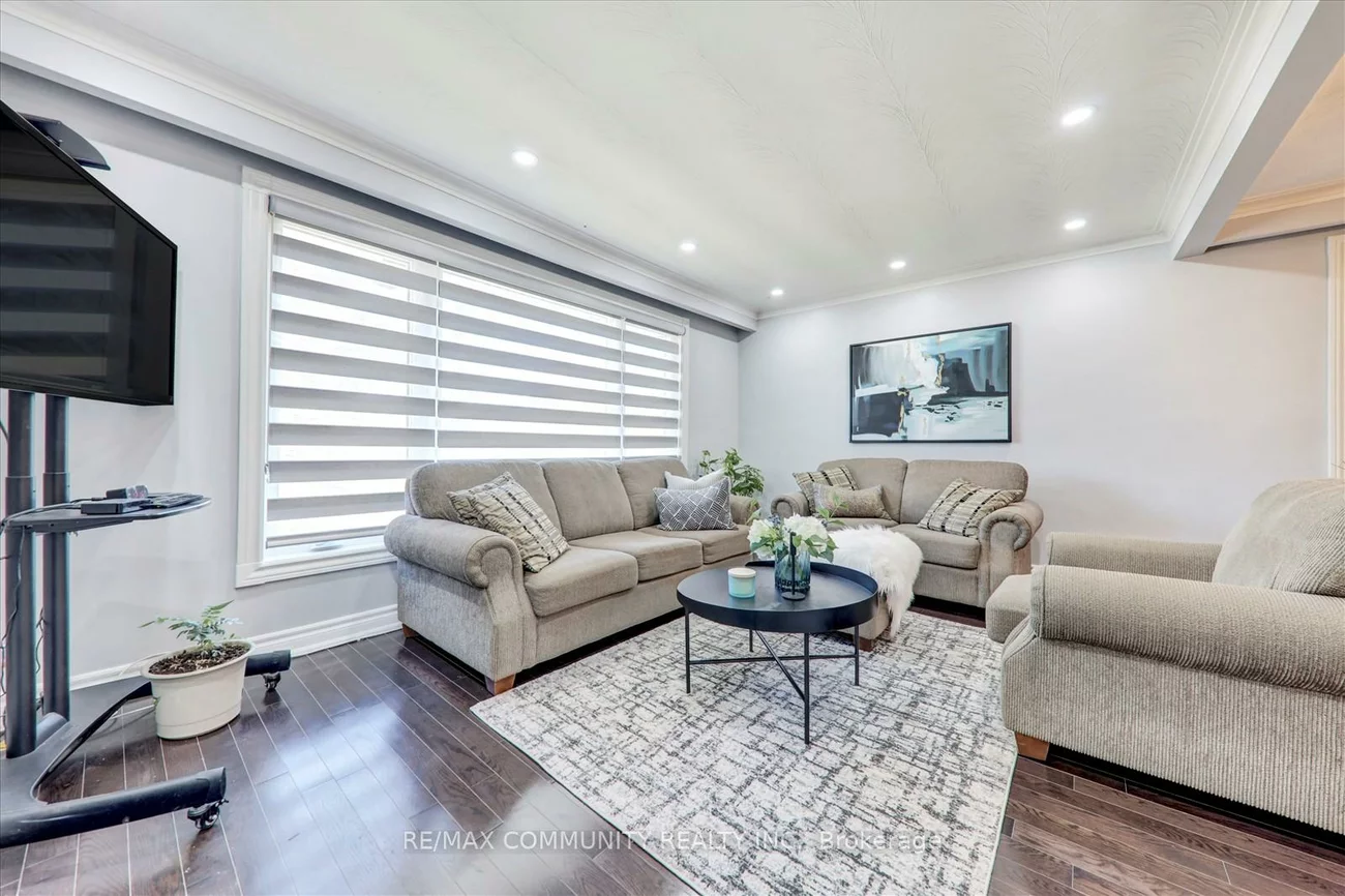 6, Barlow, Woburn, Toronto