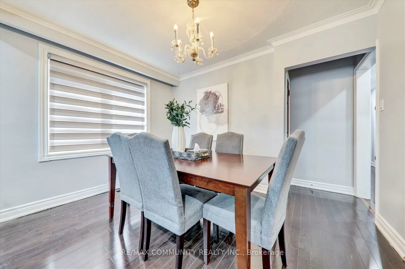 6, Barlow, Woburn, Toronto