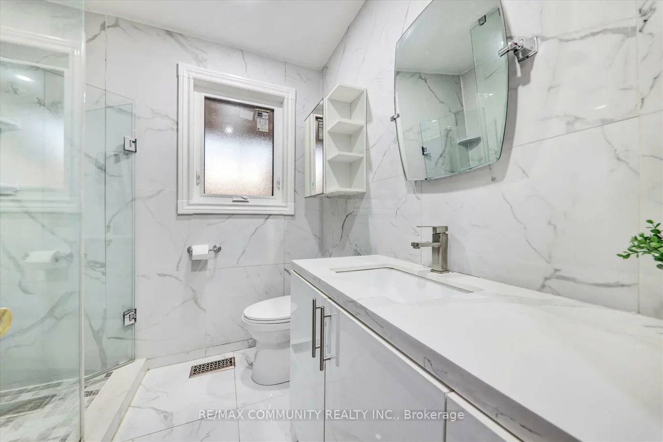 6, Barlow, Woburn, Toronto