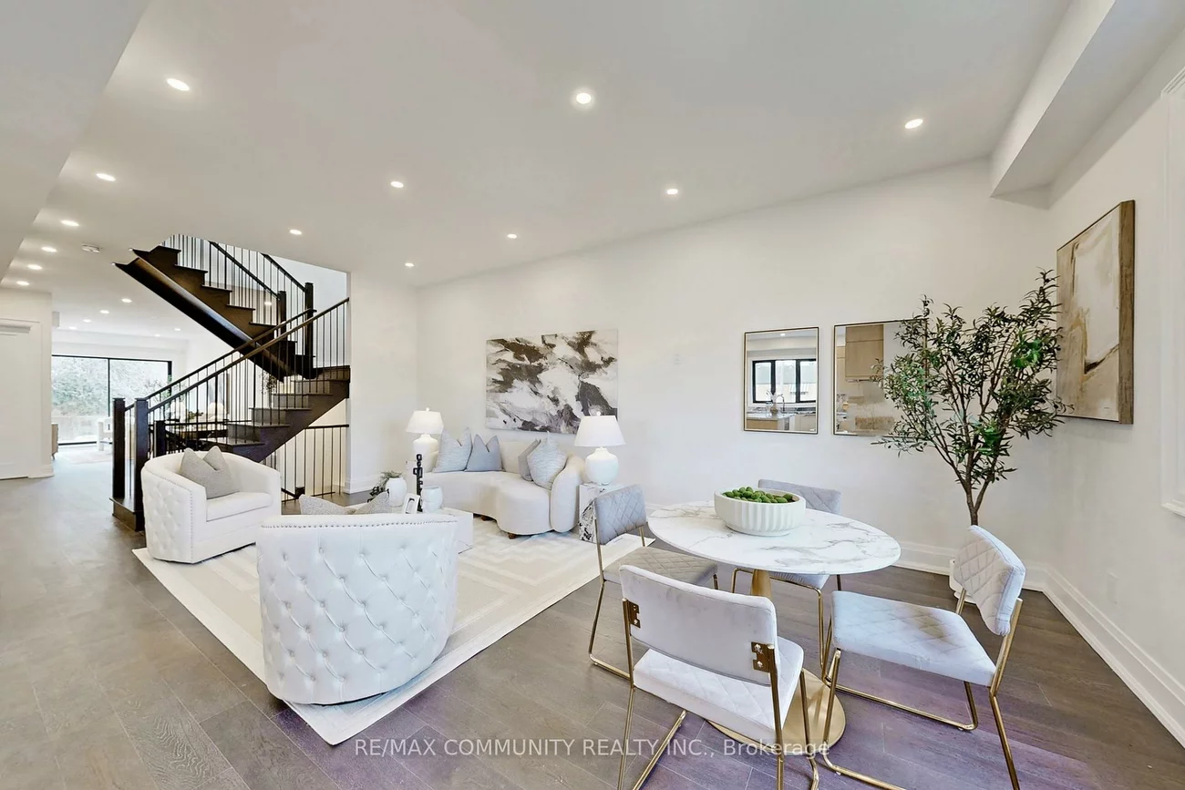 122, Marble Arch, Wexford-Maryvale, Toronto