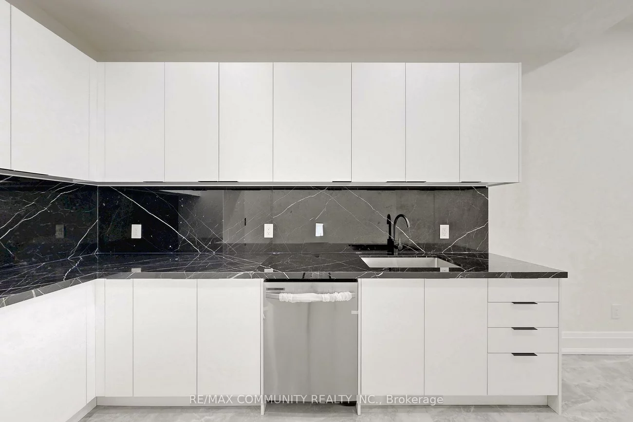 122, Marble Arch, Wexford-Maryvale, Toronto