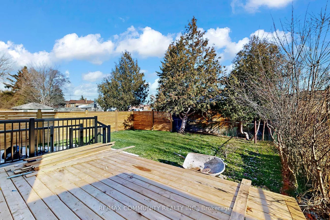 122, Marble Arch, Wexford-Maryvale, Toronto