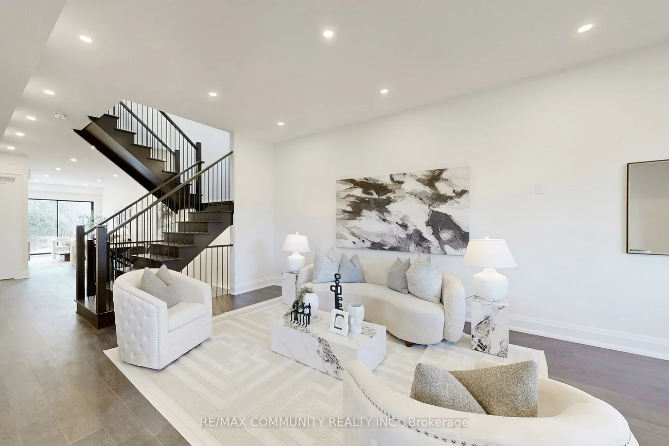 122, Marble Arch, Wexford-Maryvale, Toronto