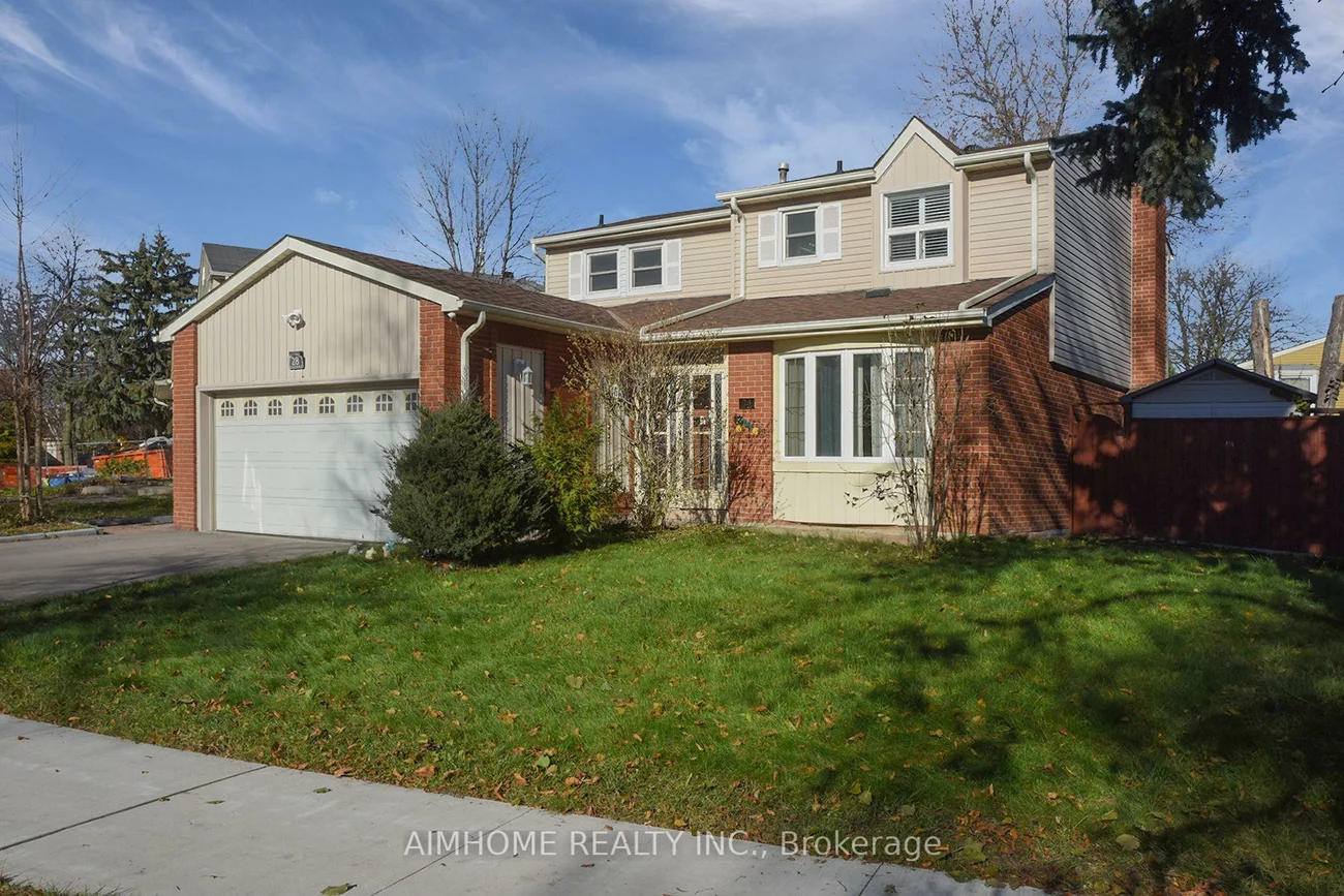 28, Longbow, Steeles, Toronto