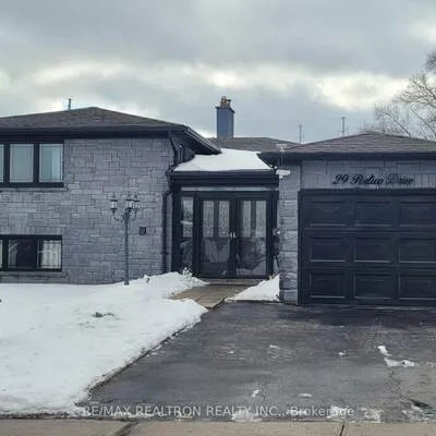 29, Portico, Woburn, Toronto