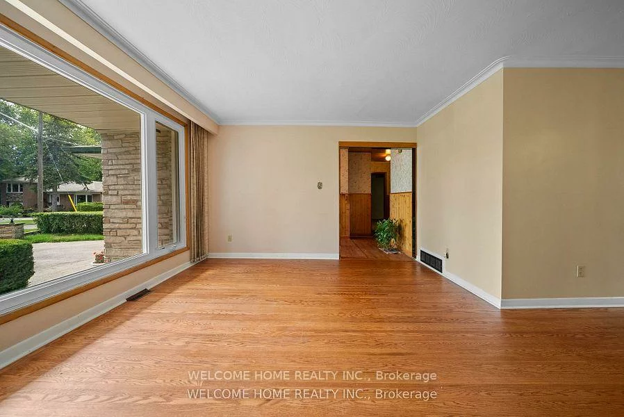 10, Pengelly, Clairlea-Birchmount, Toronto