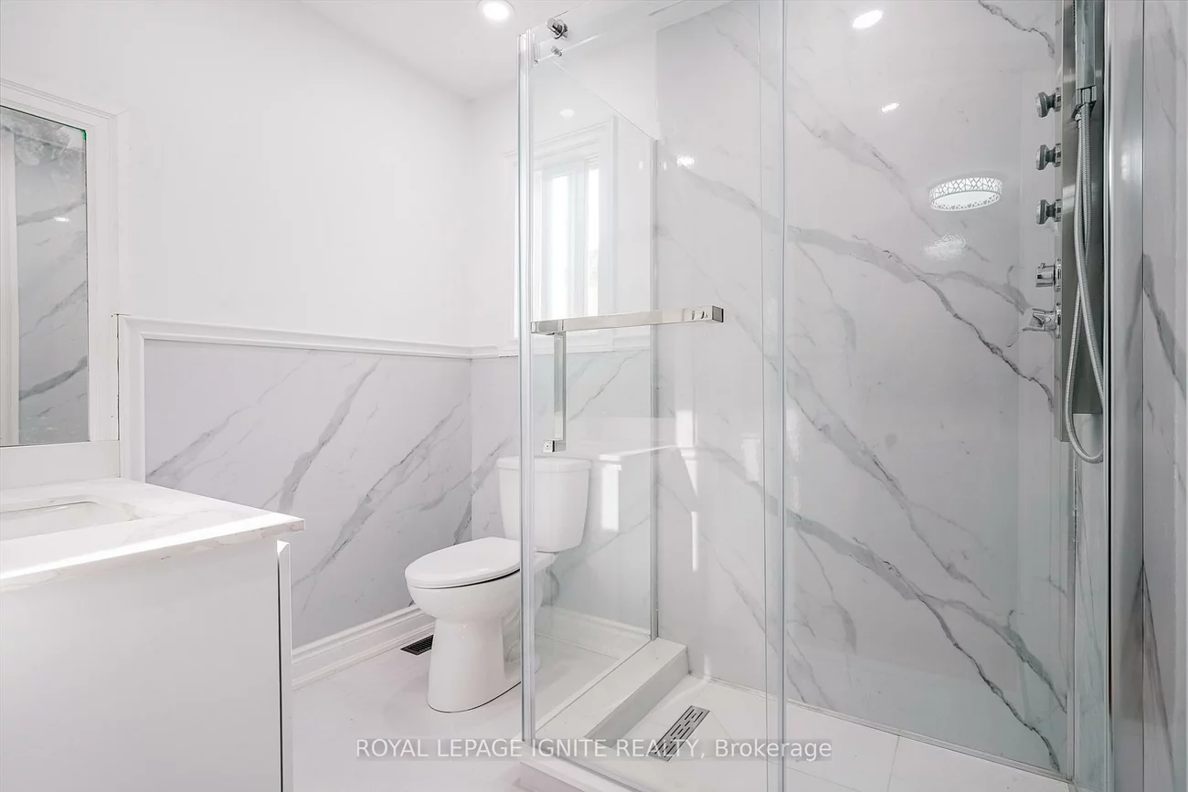 122, Valdor, Agincourt North, Toronto