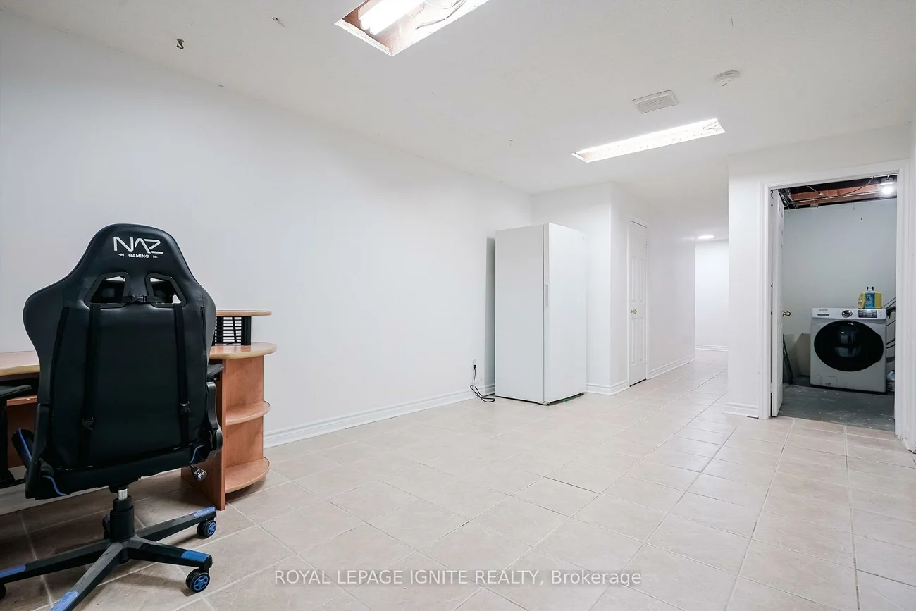 122, Valdor, Agincourt North, Toronto