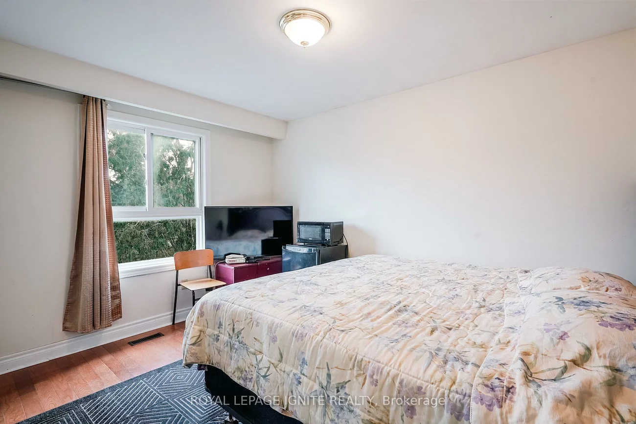 122, Valdor, Agincourt North, Toronto