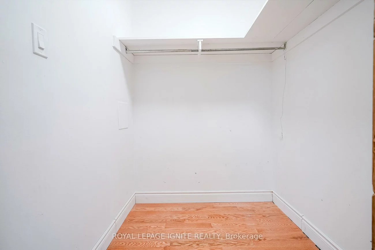 122, Valdor, Agincourt North, Toronto