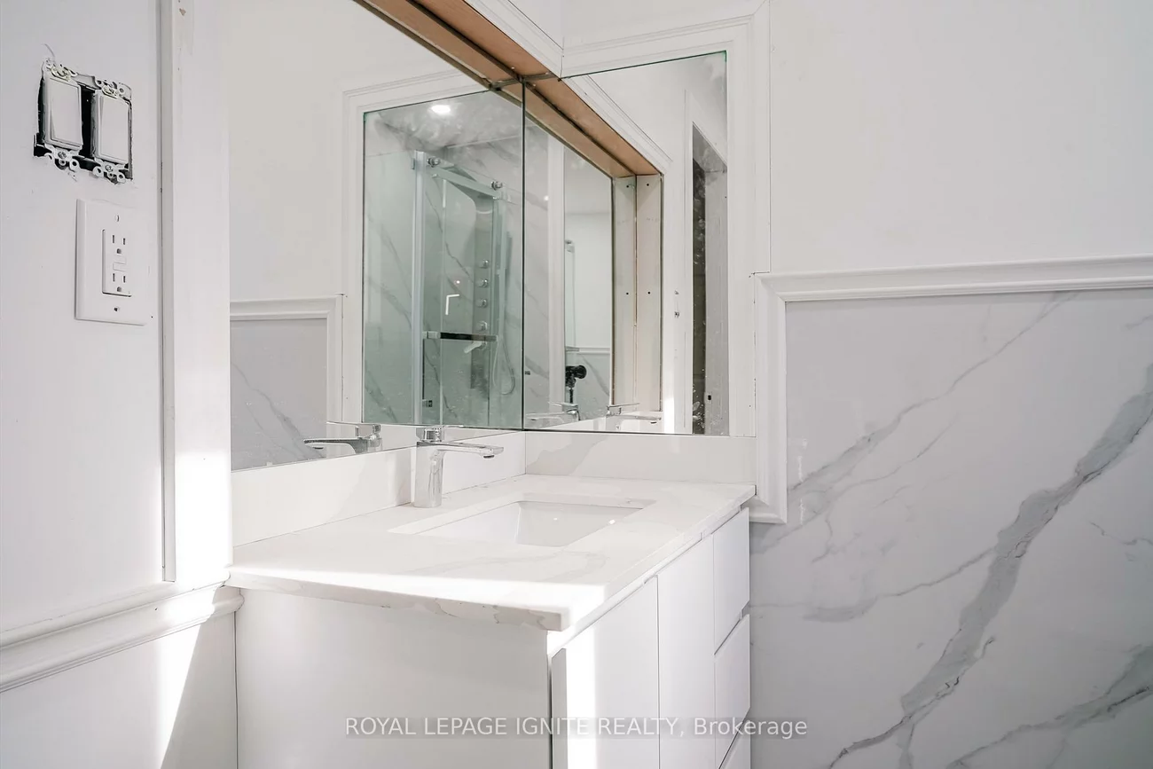 122, Valdor, Agincourt North, Toronto