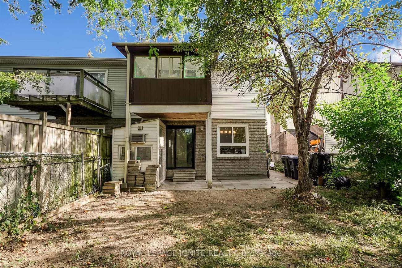 122, Valdor, Agincourt North, Toronto