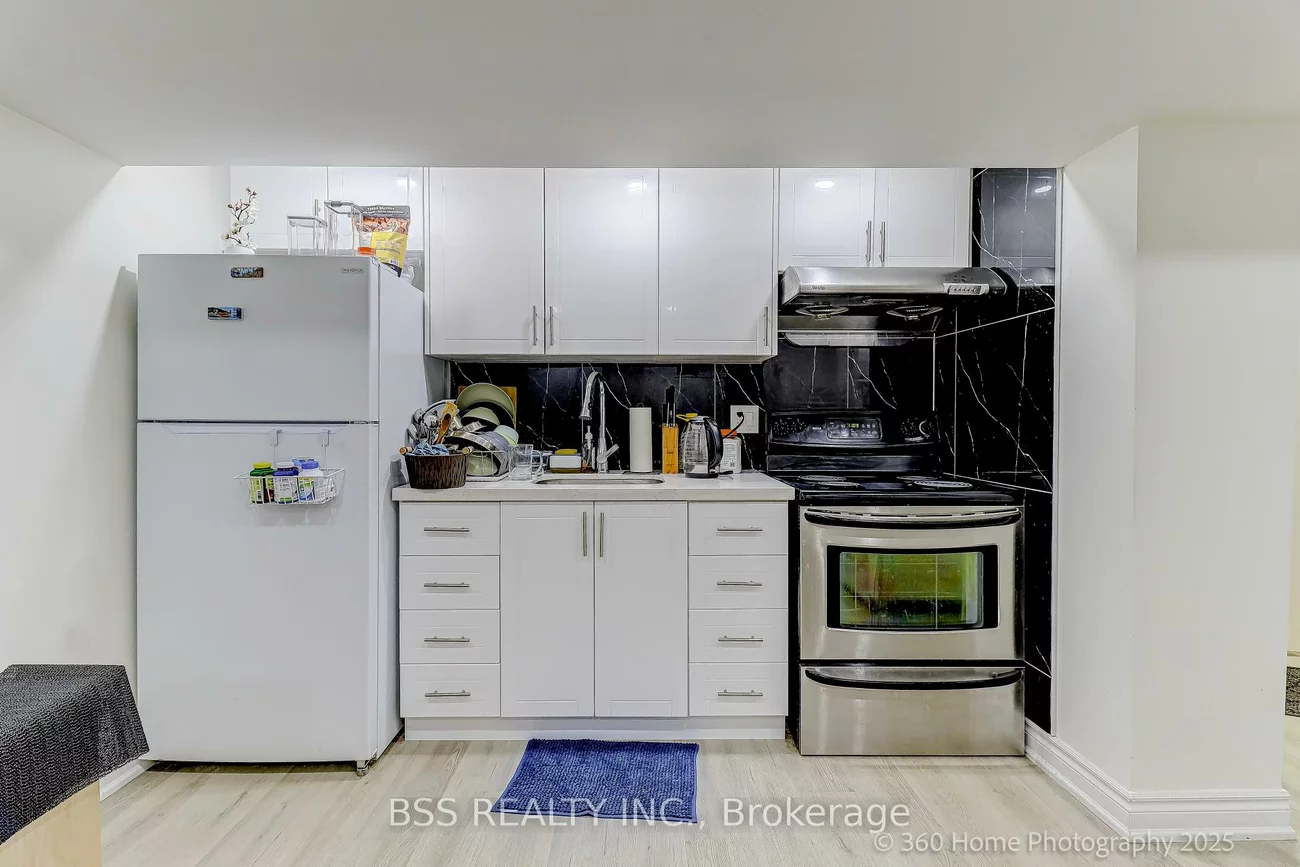 35, Waldock, West Hill, Toronto