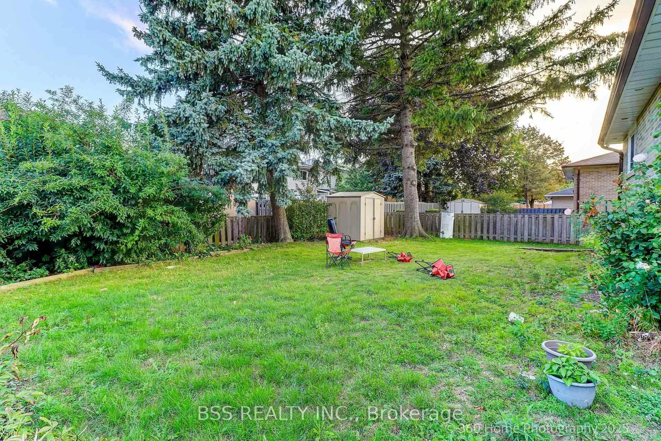 35, Waldock, West Hill, Toronto