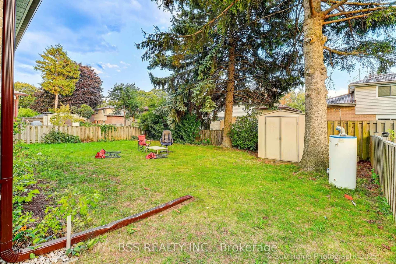 35, Waldock, West Hill, Toronto