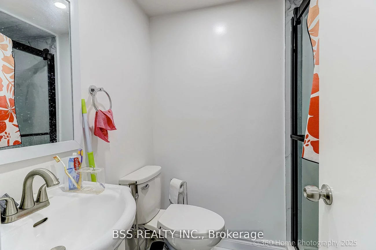 35, Waldock, West Hill, Toronto