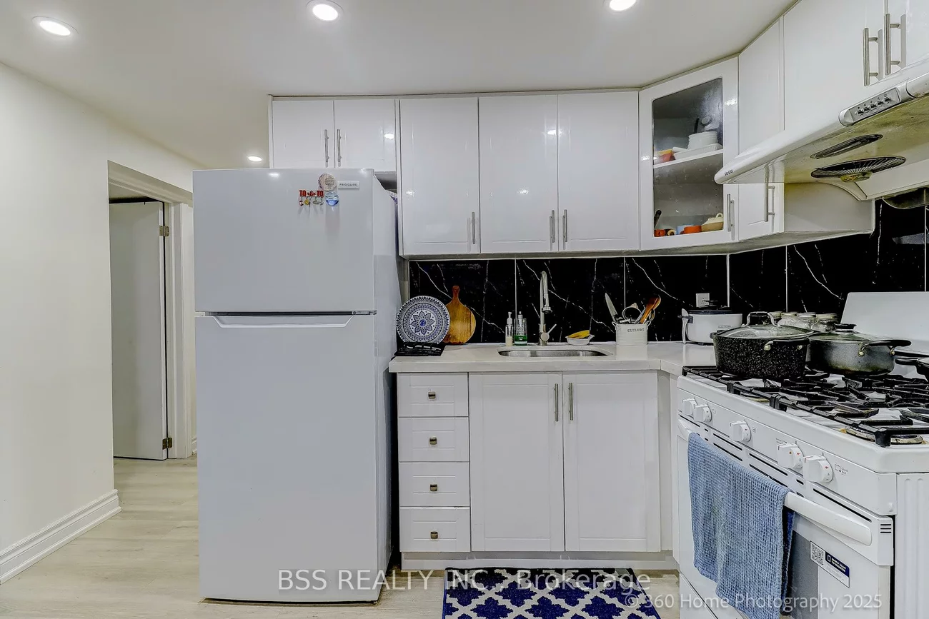 35, Waldock, West Hill, Toronto