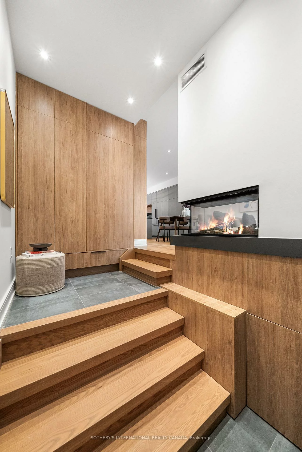 83, Virginia, Danforth Village-East York, Toronto