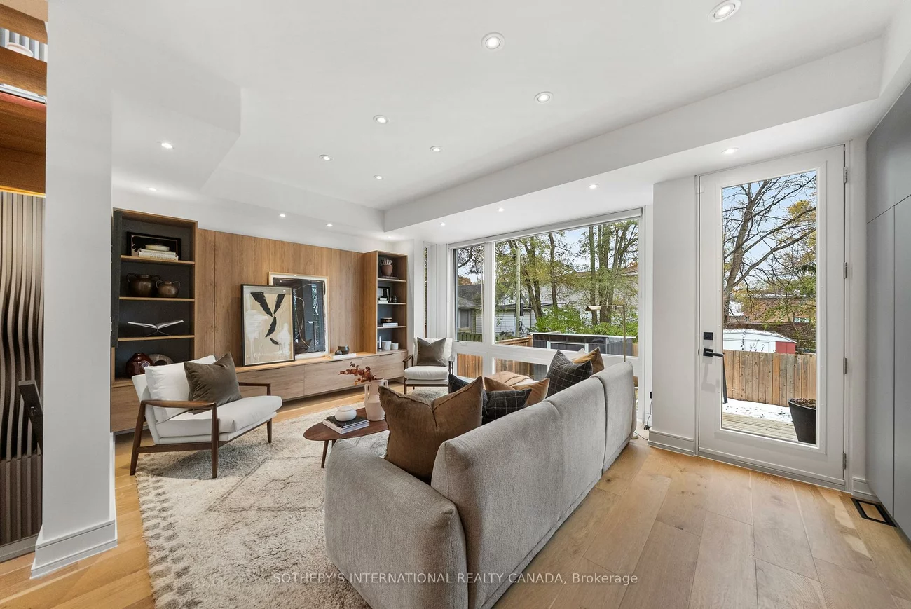 83, Virginia, Danforth Village-East York, Toronto