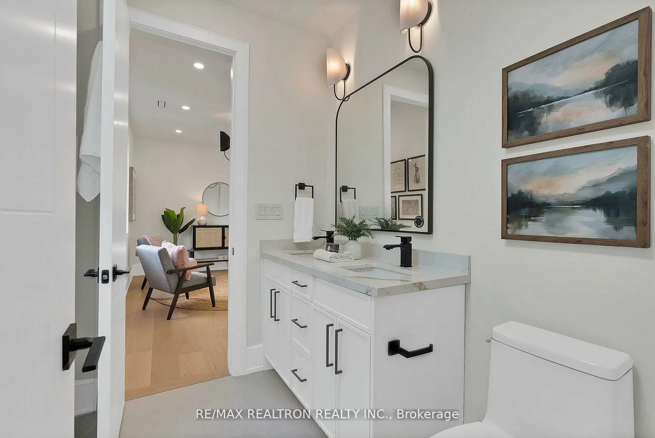 18, Glen Eden, O'Connor-Parkview, Toronto